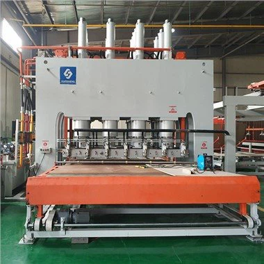 Akhbar Laminasi Kitaran Pendek